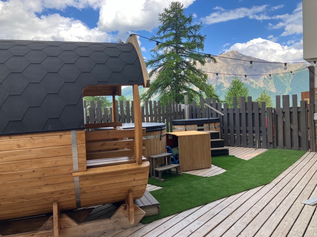 489292515_974572378210252_786550689236969313_n